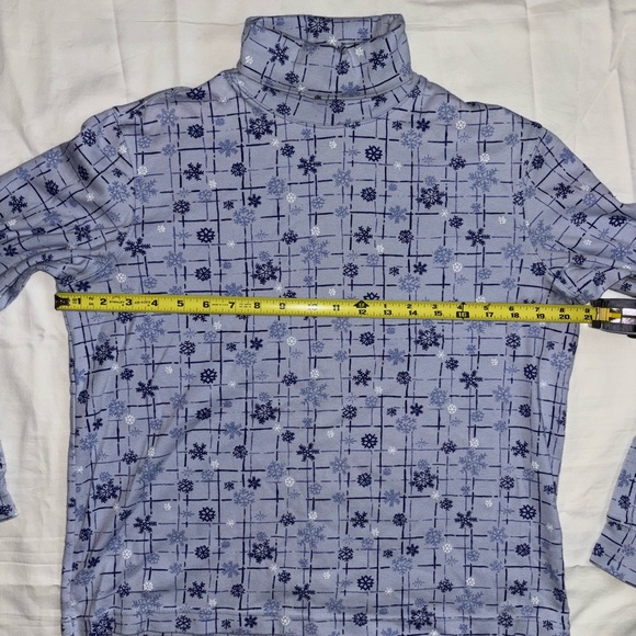Vintage Classic Elements Snowflake Turtleneck - Picture 5 of 6